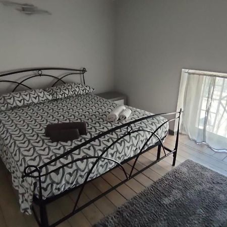 Louis Home Syracuse Extérieur photo